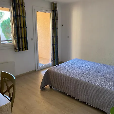 Domaine Valescure 1 Ou 2 Pieces Vue Jardin Ou Piscine Apartment *