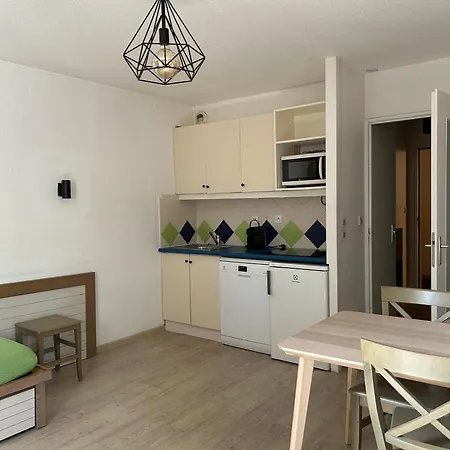 Domaine Valescure 1 Ou 2 Pieces Vue Jardin Ou Piscine Apartment *